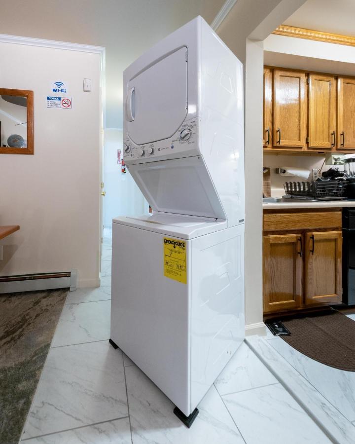 Two Bedrooms Apartment Manage And Supervise By Host Endless Features Amenities Dishwasher Washer Dryer Best Wifi Internet Services By Verizon Fios 960 Upload 960 Download Bi Monthly Free Housekeeping Services Huge 10000 Square Footage New York Dış mekan fotoğraf