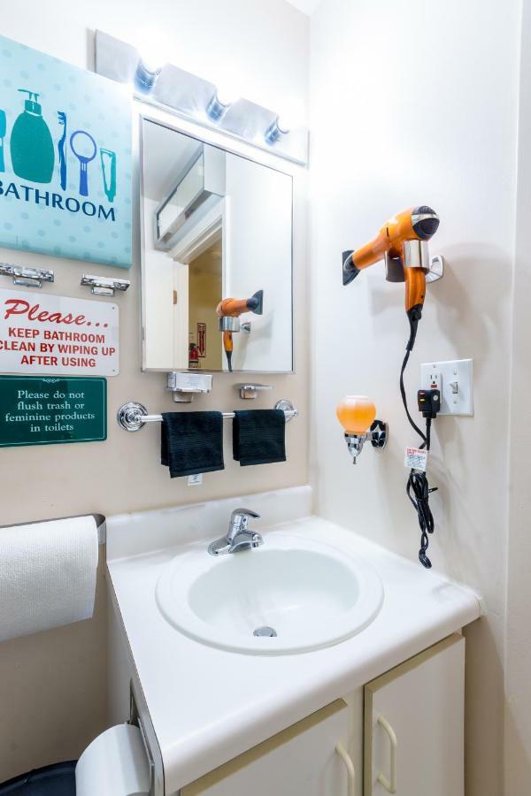 Two Bedrooms Apartment Manage And Supervise By Host Endless Features Amenities Dishwasher Washer Dryer Best Wifi Internet Services By Verizon Fios 960 Upload 960 Download Bi Monthly Free Housekeeping Services Huge 10000 Square Footage New York Dış mekan fotoğraf